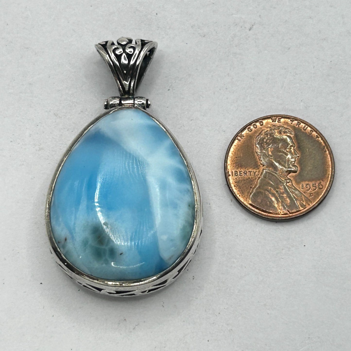Vintage 925 Sterling Silver and Teardrop Cut Larimar Necklace Pendant