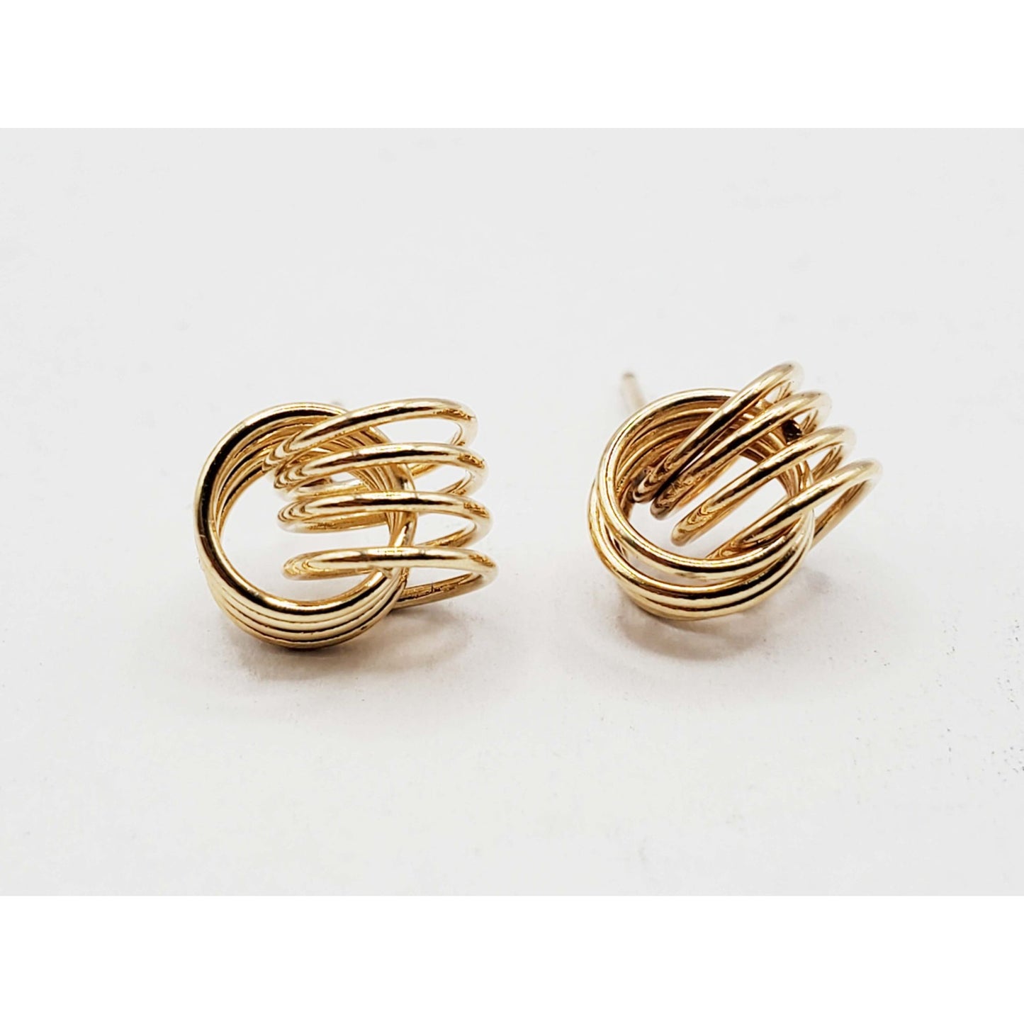 8.5mm Knot Loop Stud Earrings 14k Gold