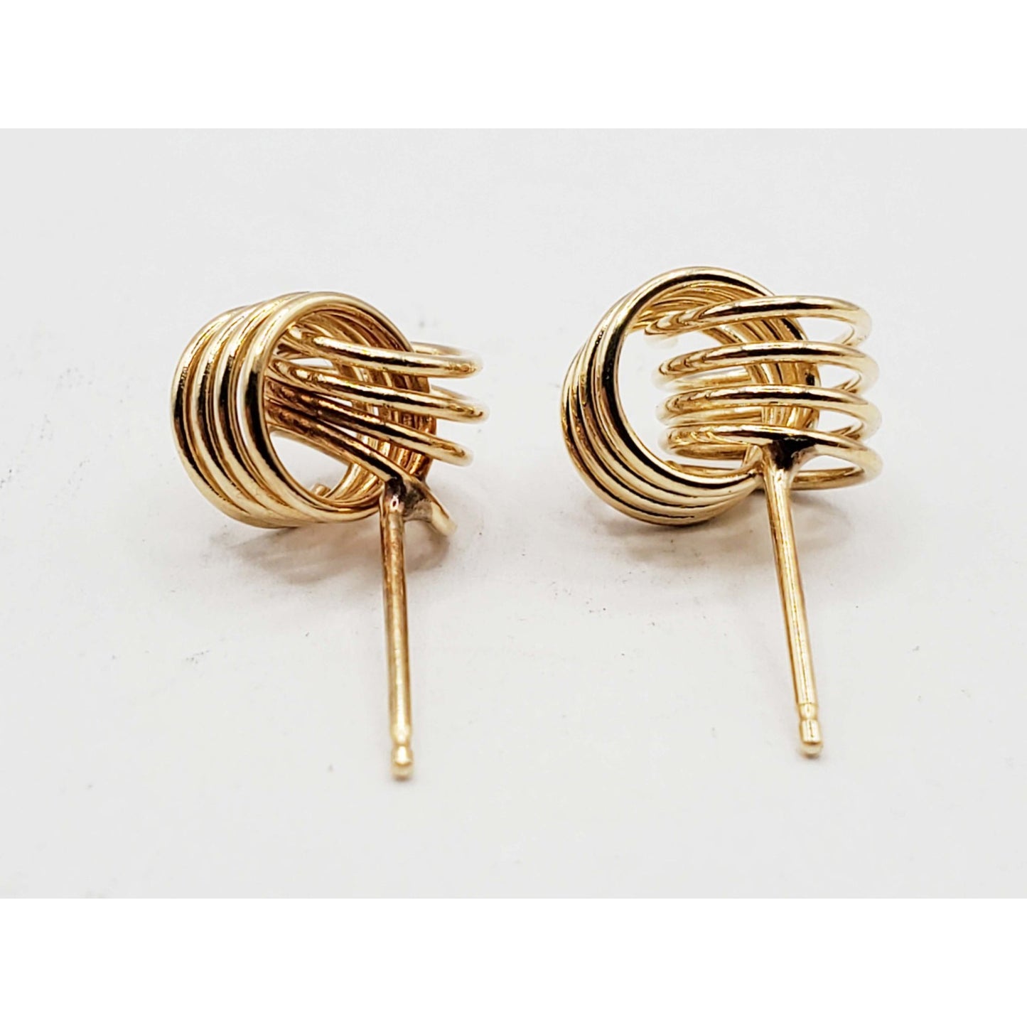 8.5mm Knot Loop Stud Earrings 14k Gold