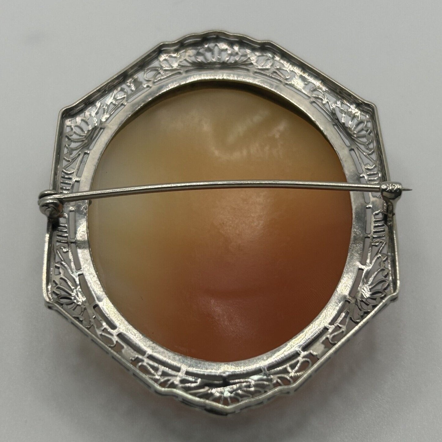 14k White Gold Filigree Lace Mother and Children Carved Cameo