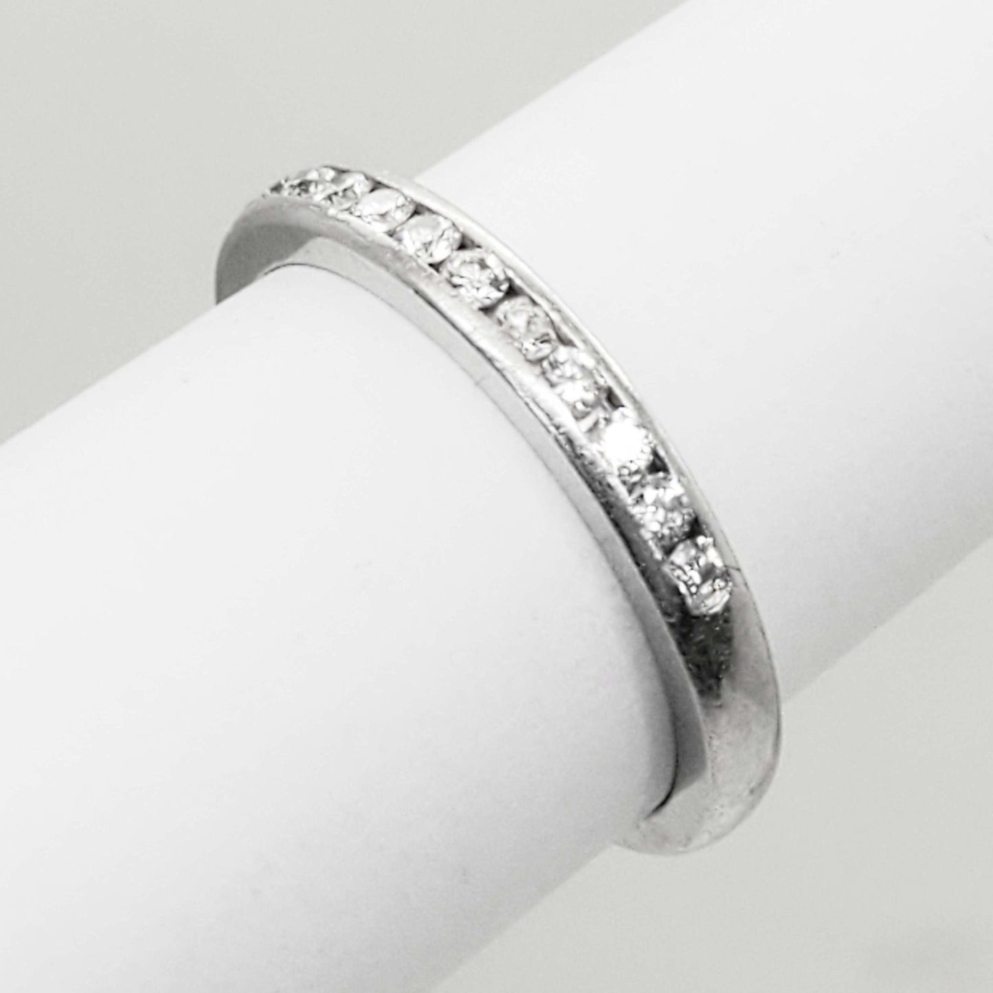 Tiffany & Co Tiffany Setting 0.21 ctw Diamond Wedding Band Platinum Size 5.5