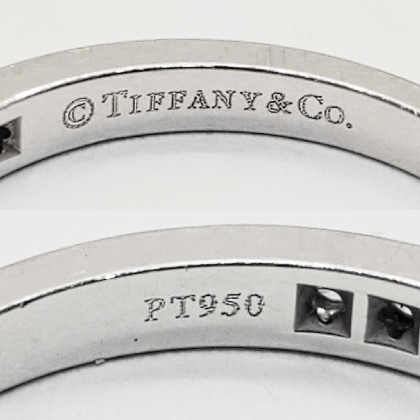 Tiffany & Co Tiffany Setting 0.21 ctw Diamond Wedding Band Platinum Size 5.5