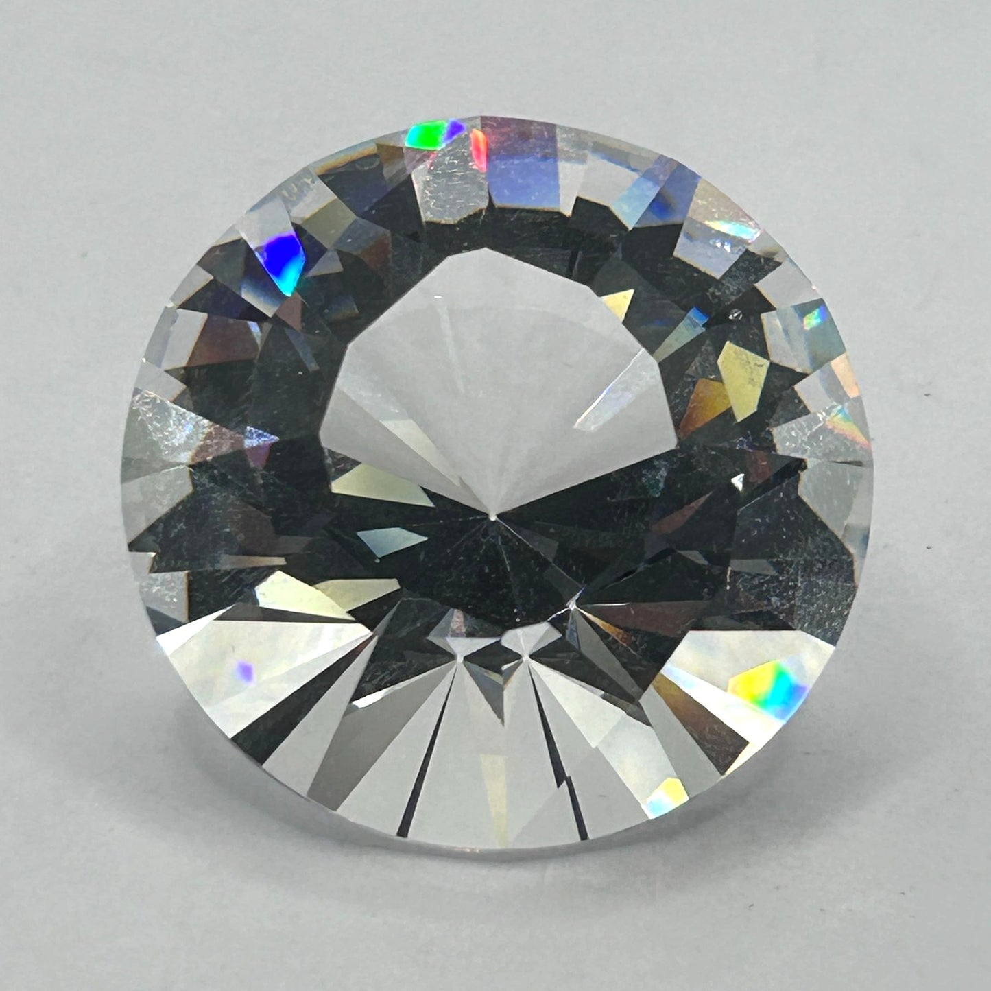 Swarovski Crystal Society A 9100 NR 000 325 Round Diamond Paperweight In Box