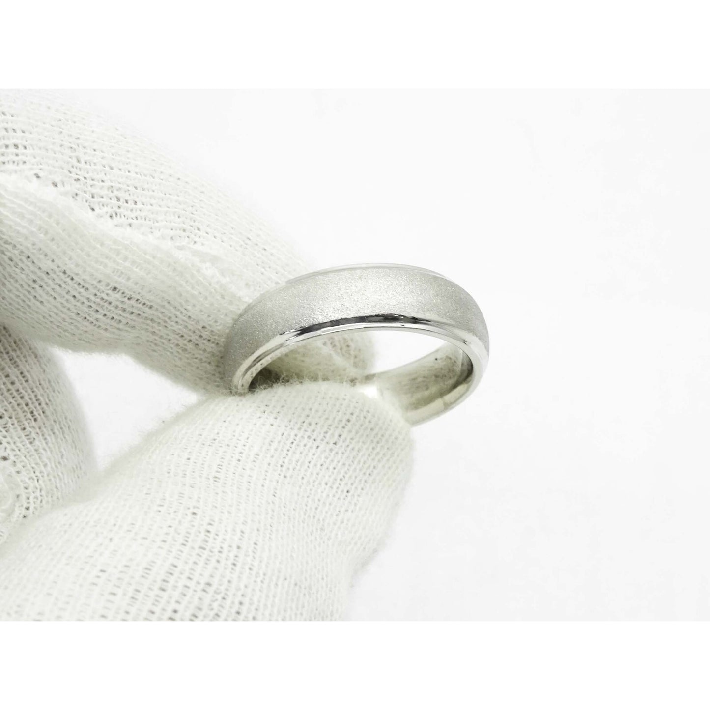 Men's 6mm Rounded Brushed Inlay Wedding Band Platinum Size 9.75
