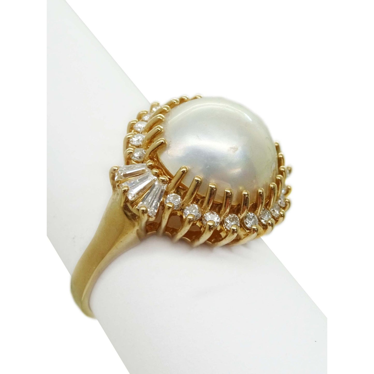 Estate Mabe Pearl Cabochon & Earth Mined Diamond Halo Ring 14k Gold Size 6.75