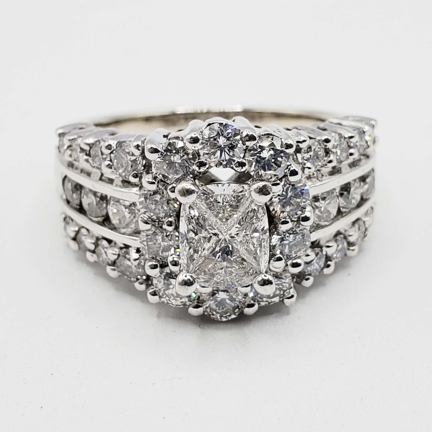 Pie-Cut Oval Center Diamond Halo 3-Row Ring 14k White Gold Size 6.75