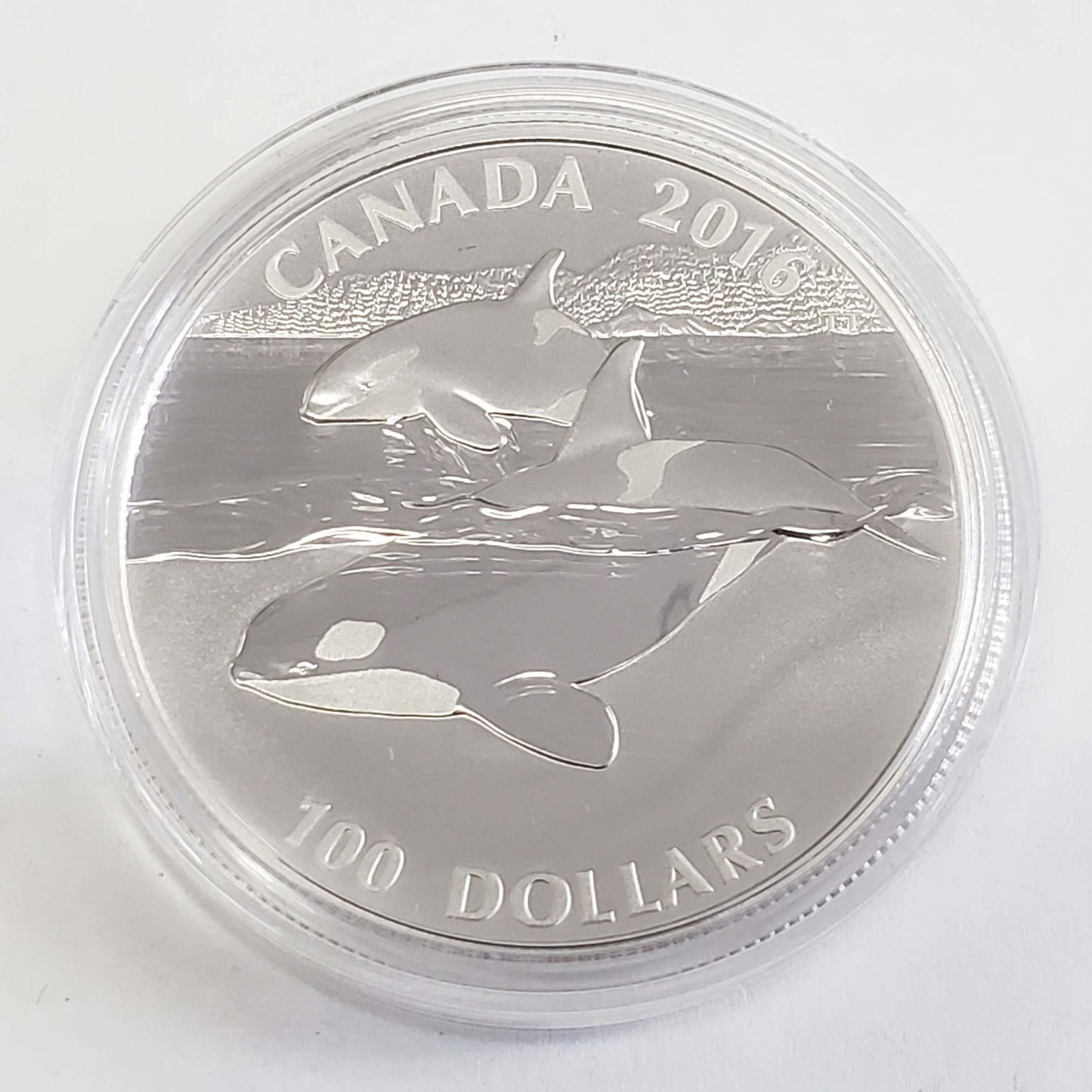 Royal Canadian Mint 2016 $100 1 oz .999 Fine Silver Orca Coin w/Box