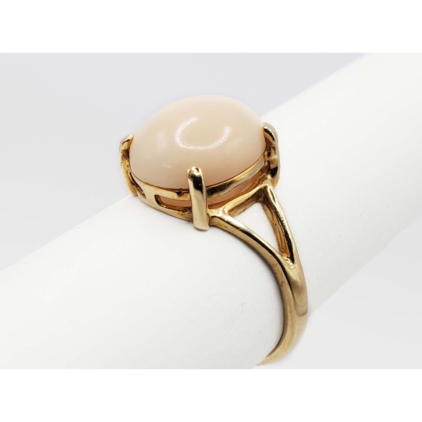 Angel Skin Coral Oval Cabochon Ring 14k Gold Size 5.5