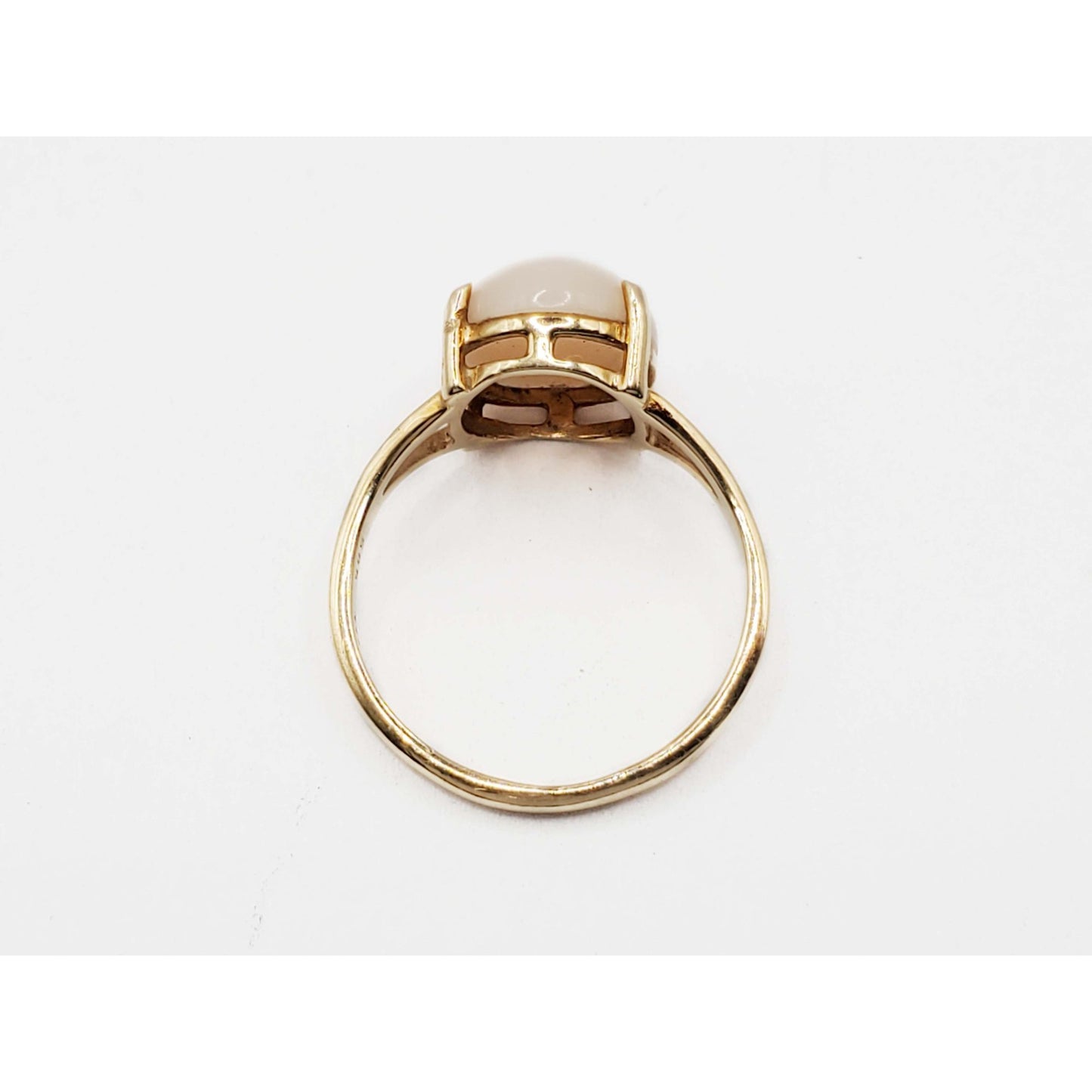 Angel Skin Coral Oval Cabochon Ring 14k Gold Size 5.5