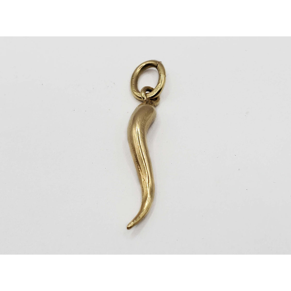 Italian Cornicello Horn Luck Charm Pendant 1-1/4" 18k Gold