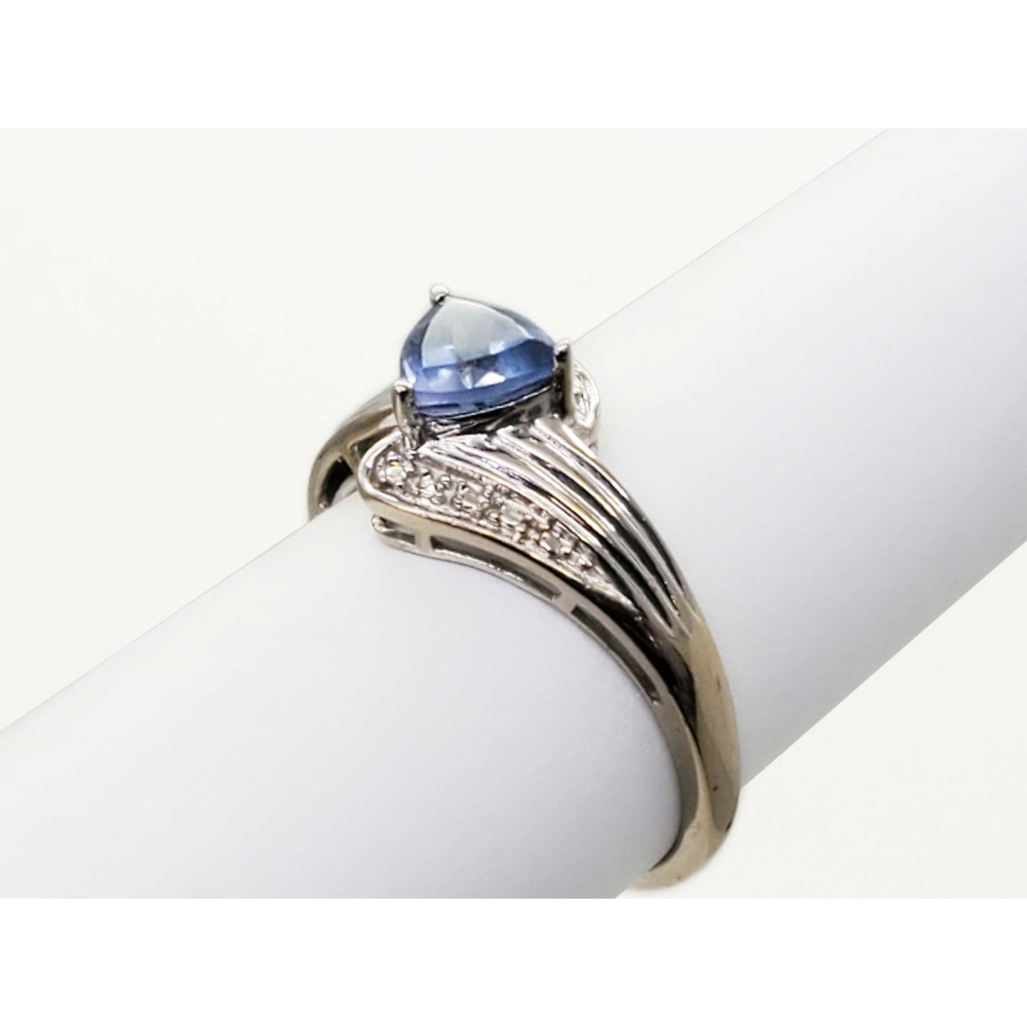 0.64 ctw Trillion Natural Tanzanite Ring 10k White Gold Size 8.75