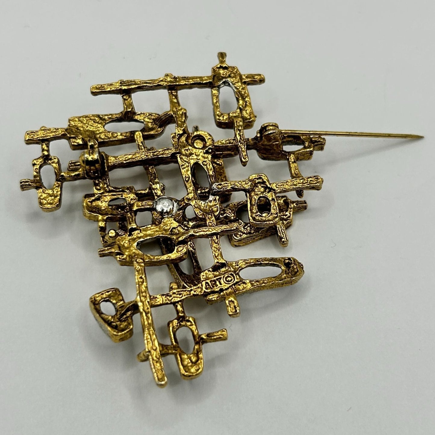 Vintage Signed ART MCM Abstract Modernist Brutalist Atomic Brass Tone Pin Brooch