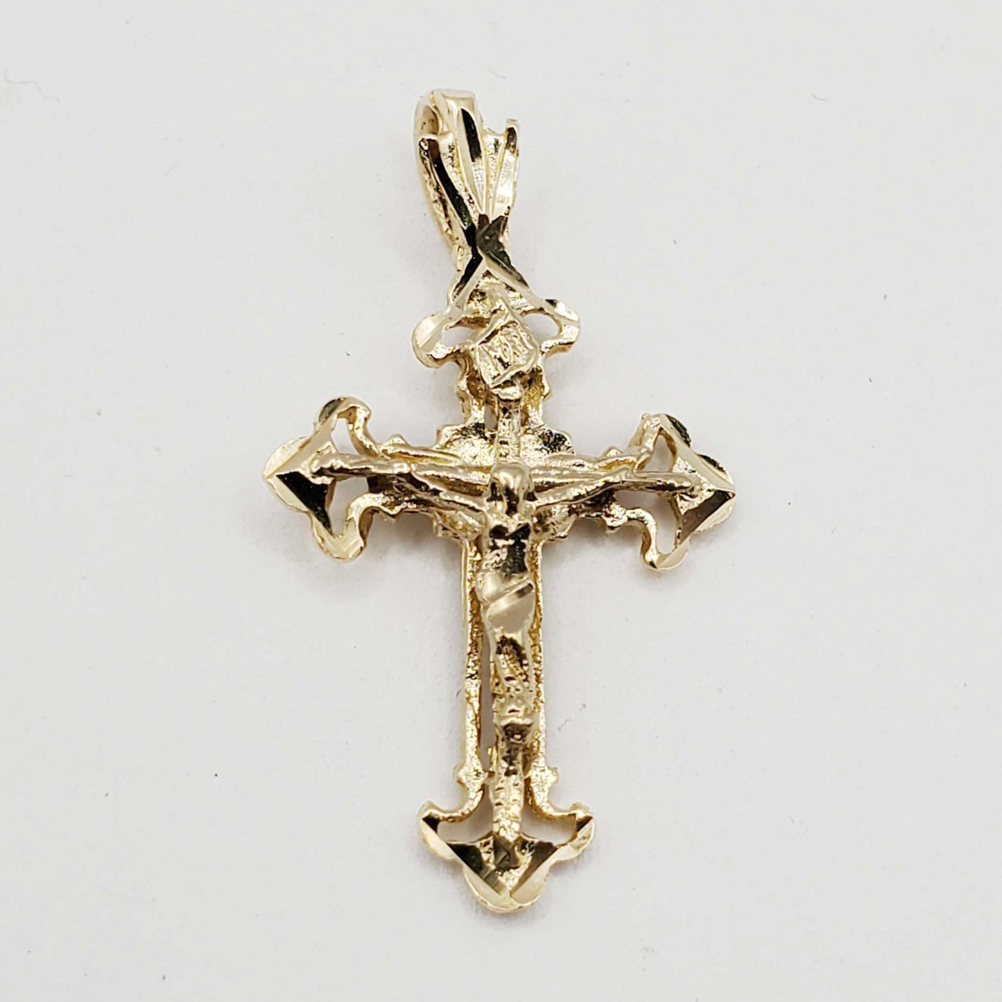 Religious Crucifix Cross Pendant 14k Gold 1.1 Grams