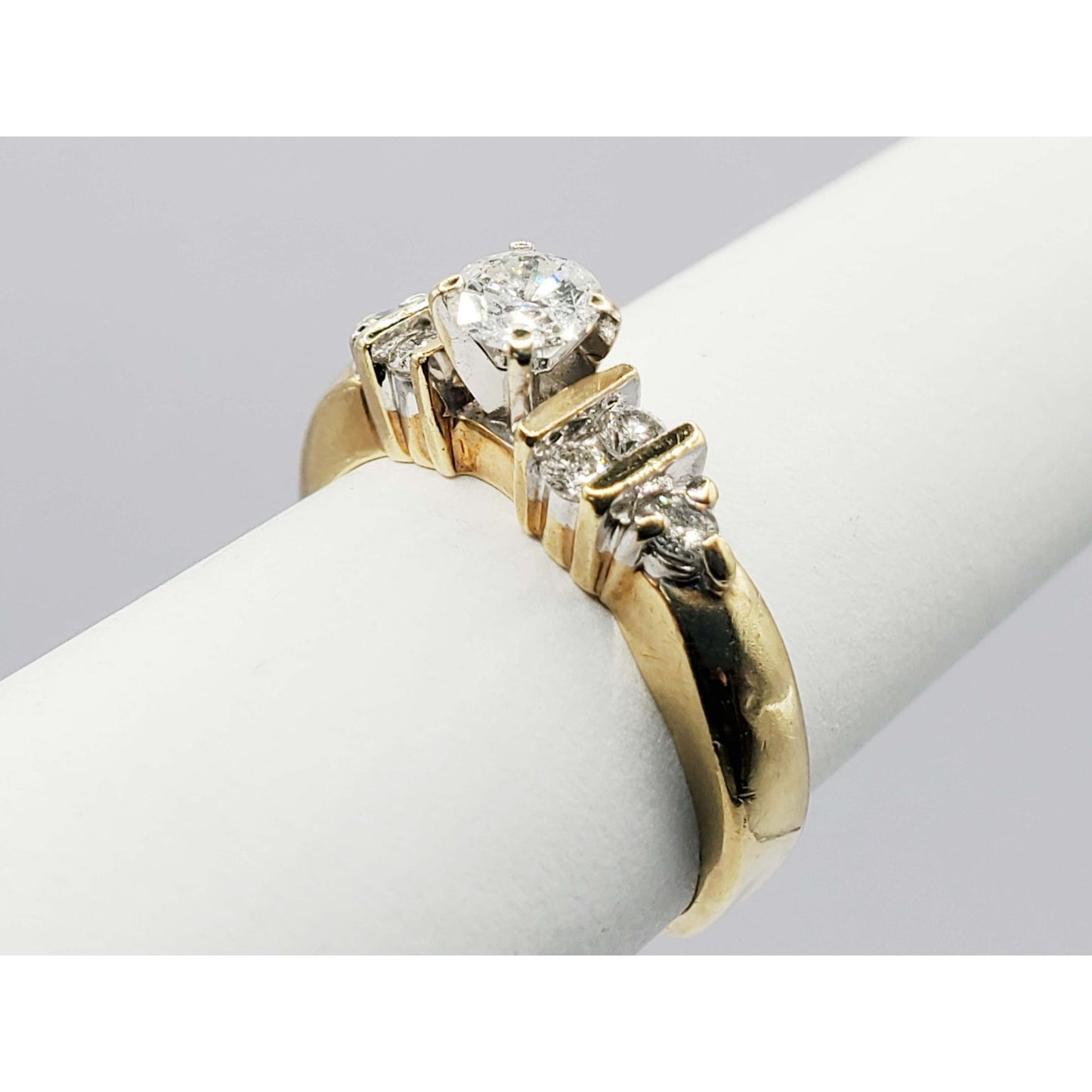 0.38 ctw Natural Diamond Solitaire with Accents Ring 14k Gold Size 6.25