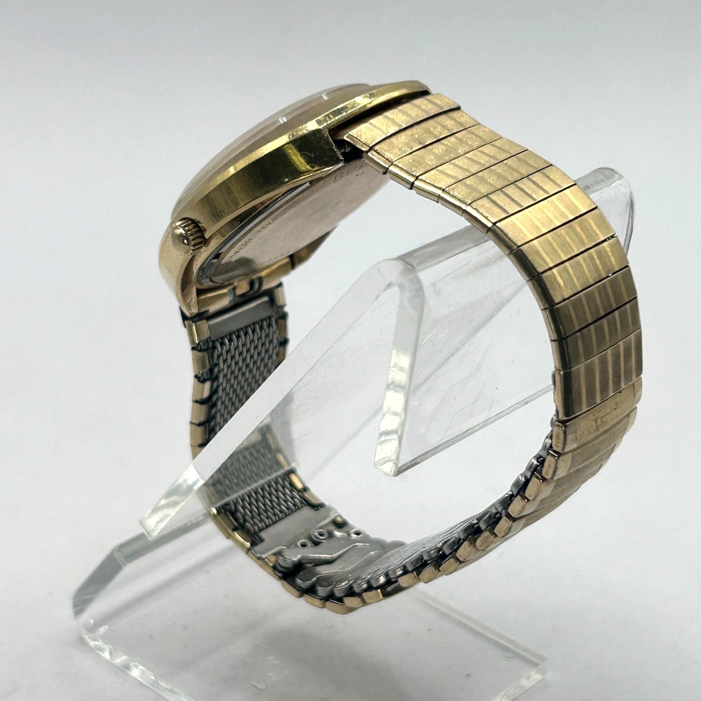 Men's Bulova 17J 1973 Clipper Red Vertical Day Date Vintage N3 1973 - RUNS