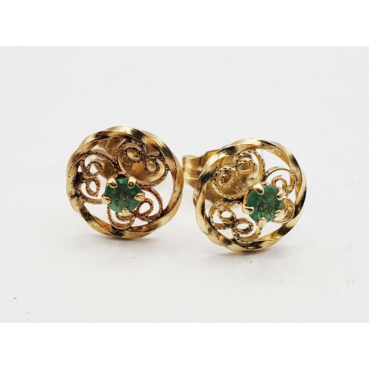 Natural Green Emerald Filigree Stud Earrings 14k Gold