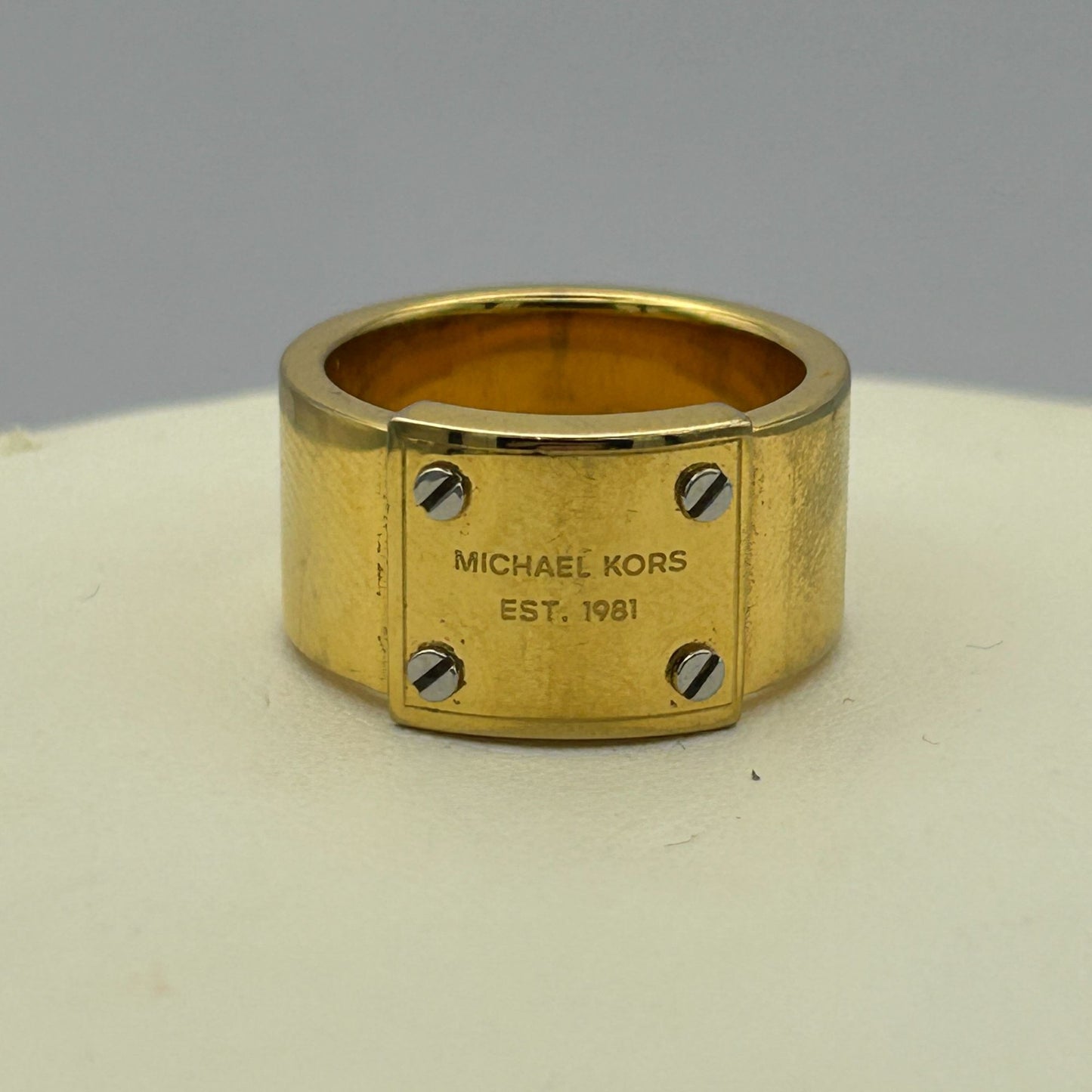 Michael Kors Gold Toned Logo Brass Wide Ring/Band SIZE 7 - MKJX2657