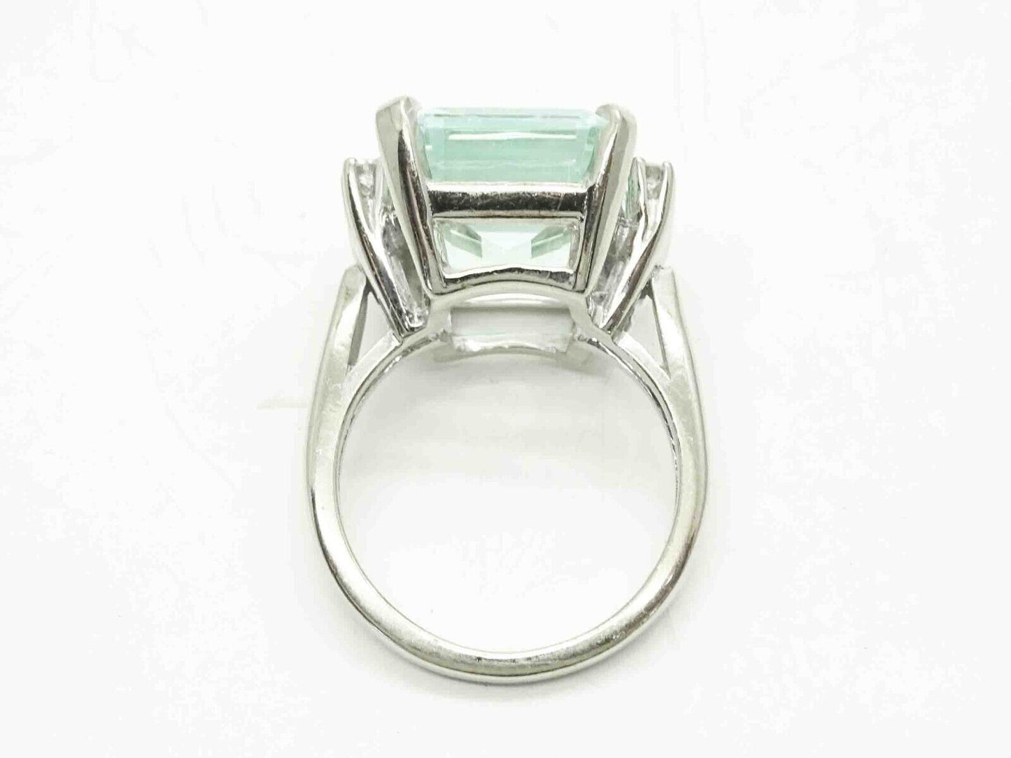 9.57ct tw Natural Aquamarine & Diamond Accent Ring 14k White Gold Size 6.25