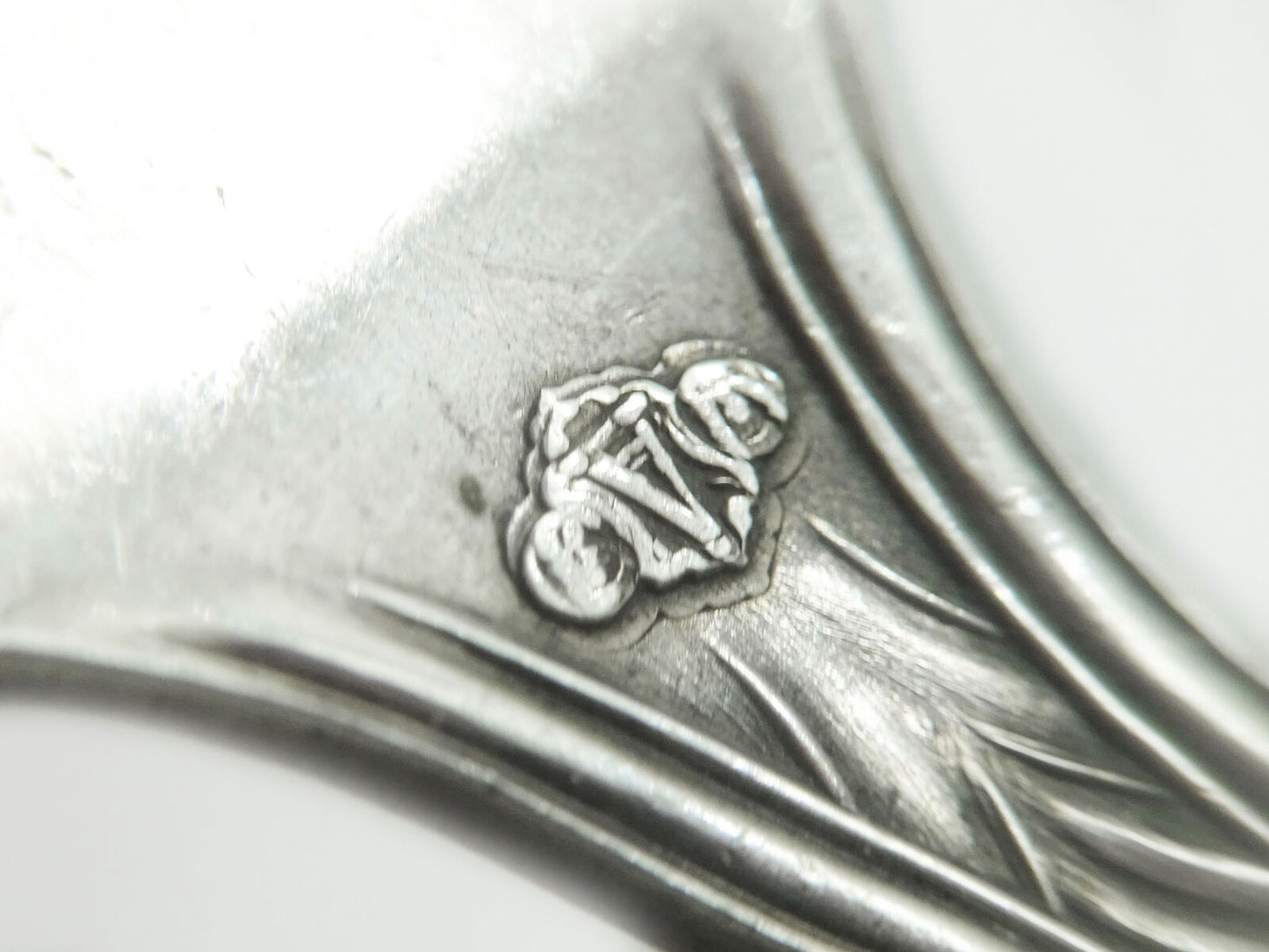 Alvin Fleur De Lis Pattern Sterling Silver Pierced Pea Serving Spoon 8.5"