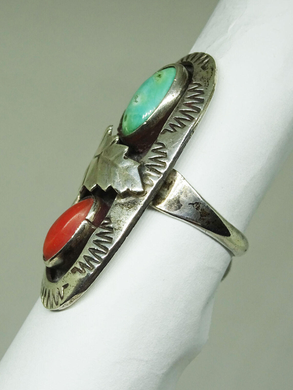 Southwest Turquoise & Red Coral Figural Leaf Sterling Silver Ring Size 6.25