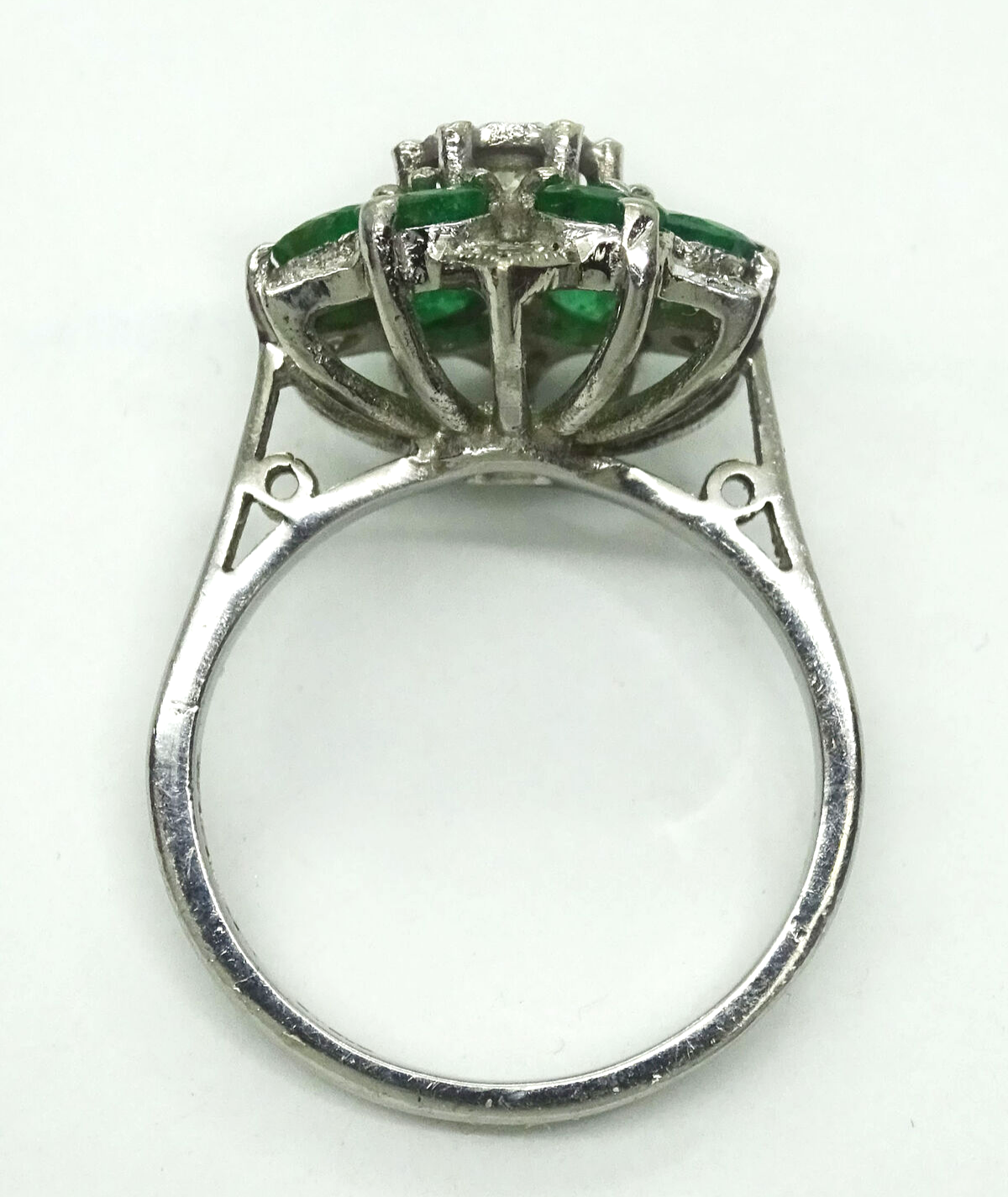 1.1ct tw Emerald & Diamond Starburst Cluster Filigree Ring 14k White Gold Size 4