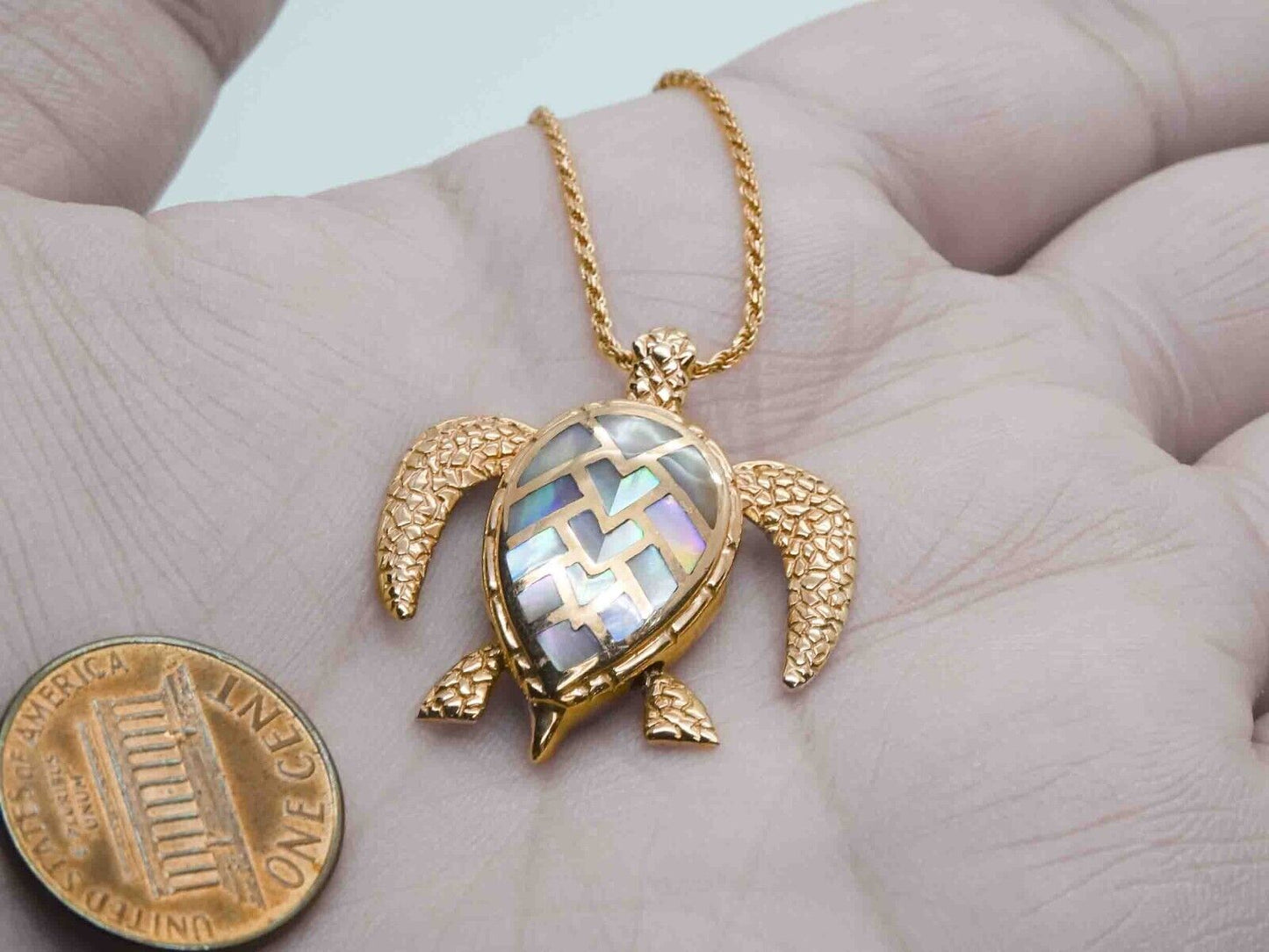 Wildlife Wonders 14k Rose Gold Abalone Mother of Pearl Turtle Pendant Necklace