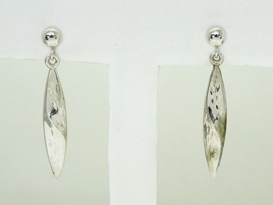 Light Dia-Cut Leaf Pattern Drop Earrings 14k White Gold