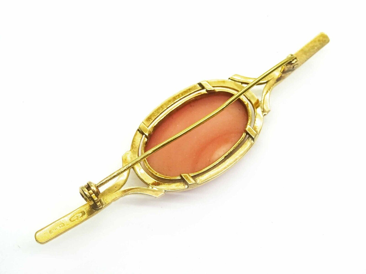 Natural Salmon Pink Coral Oval Cabochon Pin 18k Gold