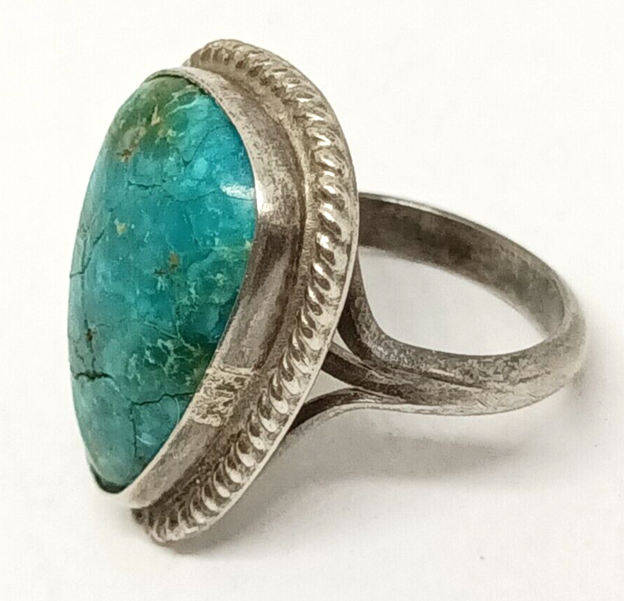 Native American Sterling Silver & Turquoise Ring Size 5, 7.8 grams