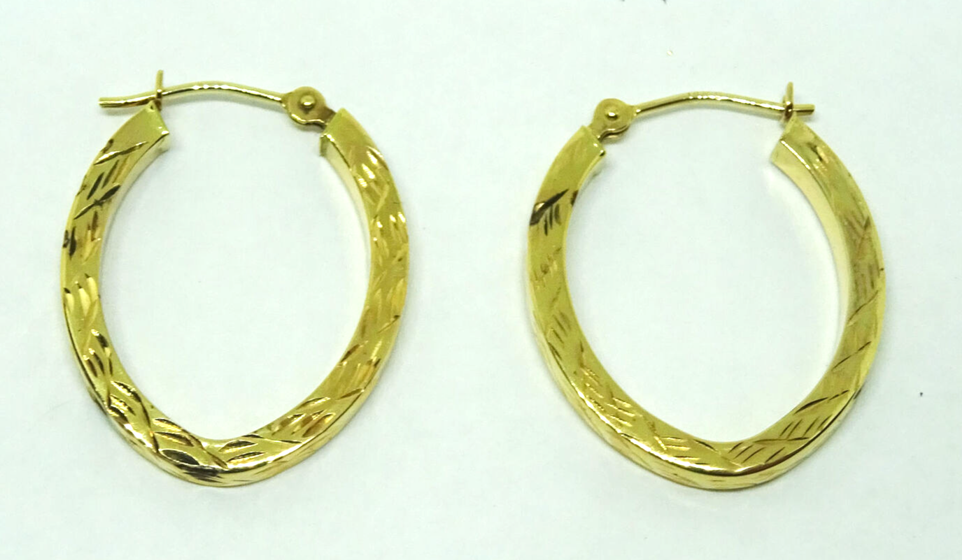 Lightweight Hollow Oval Hoop Earrings 14k Yellow Gold