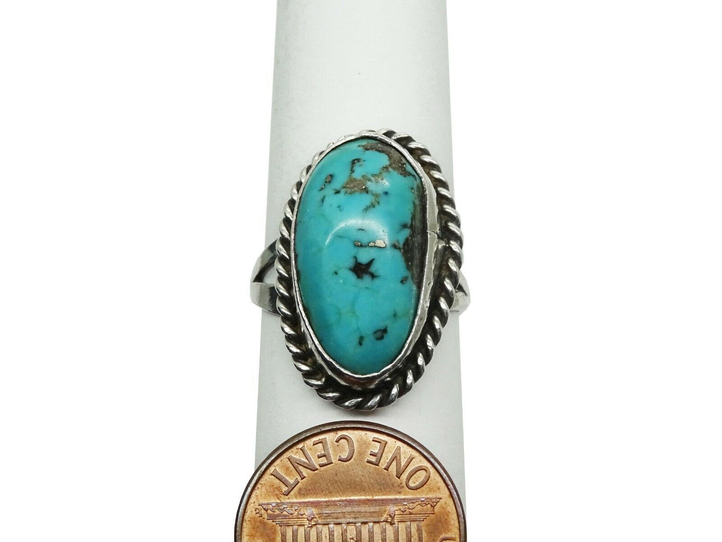 Southwestern Oval Turquoise Solitaire Split Shank Ring Sterling Silver Size 7.25