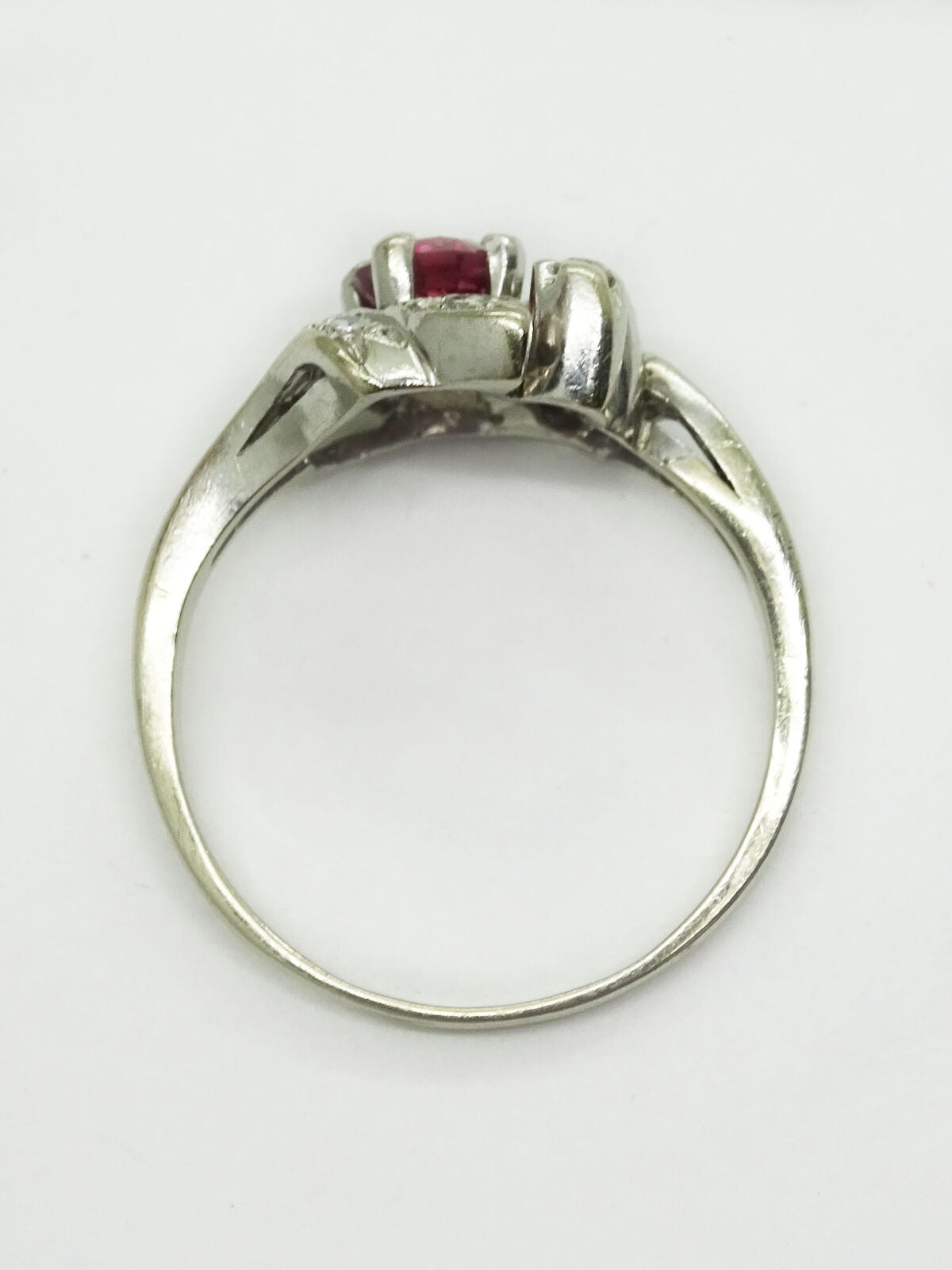 0.95ct tw Heated Natural Ruby & Diamond Leaf Ring 14k White Gold Size 7.5