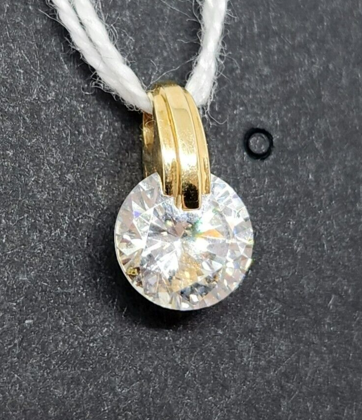 14k Yellow Gold Round Brilliant CZ Pendant