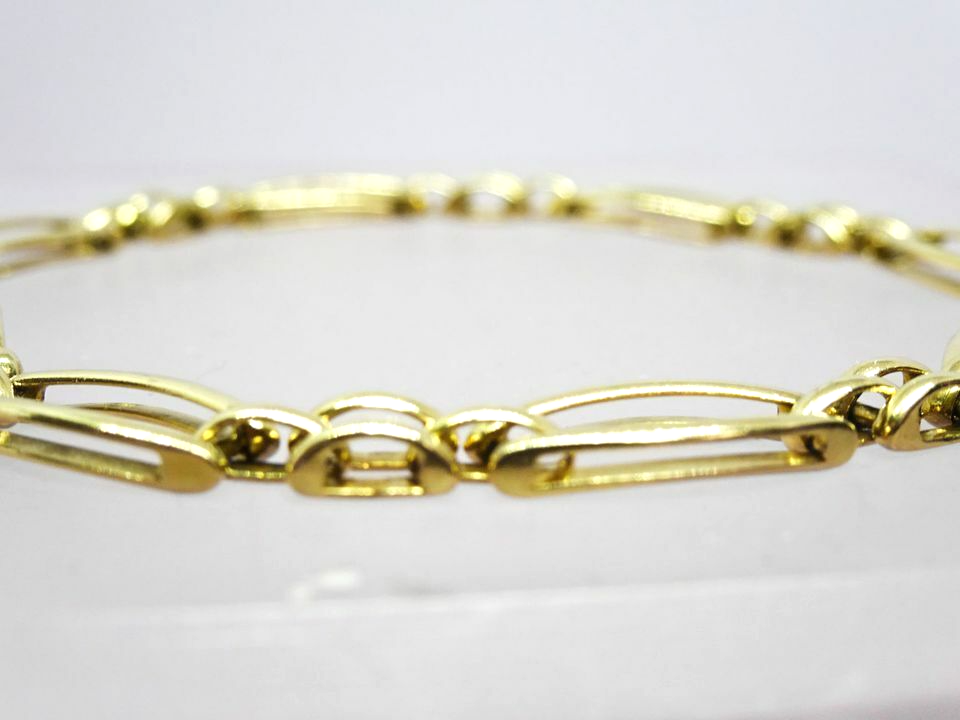 14k Yellow Gold Italian Link Bracelet 7-1/8" Long, 8.8 grams, Made in Italy