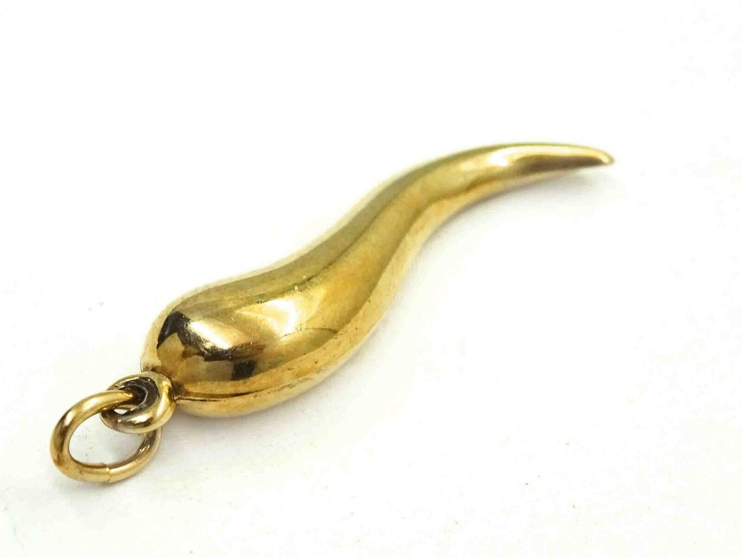 Cornicello Horn Good Luck Charm Pendant 14k Gold 1.0 Grams