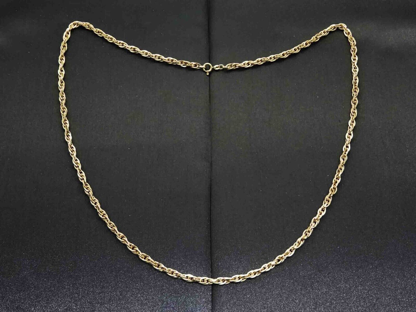 3-4mm Wide Rope Chain Necklace 18k Gold 28" Long 18.4 Grams