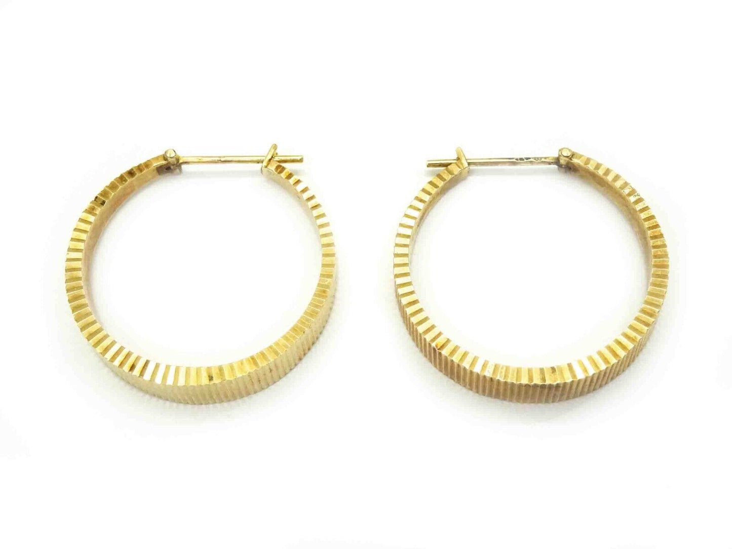 Wide Bottom Round Ridged Hoop Earrings 14k Gold