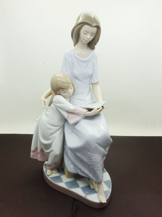 Lladro #5457 "Bedtime Story" Mother Daughter Figurine Glossy + Box