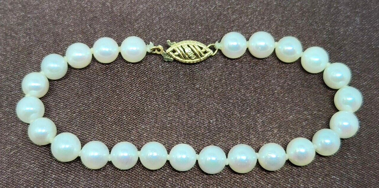 14k Yellow Gold Akoya Pearl Bracelet 6.5'', 6.5mm, 24 Pearls