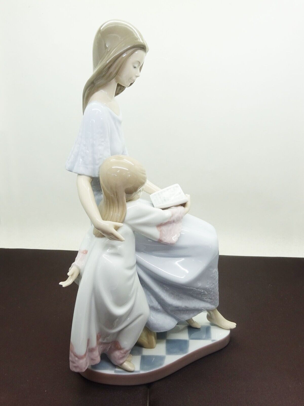 Lladro #5457 "Bedtime Story" Mother Daughter Figurine Glossy + Box