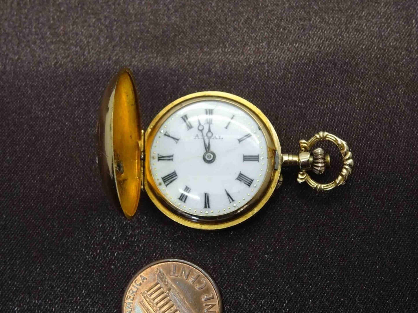 Antique Remontoir Cylindre 10 Rubis 14k Rose Gold Diamond Ladies Pocket Watch