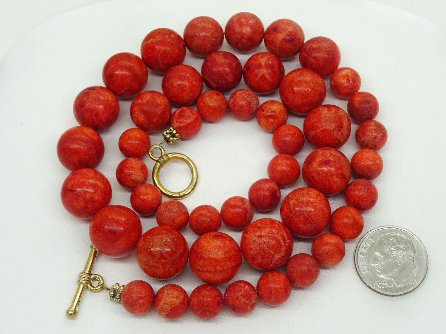 Red Coral Graduated Round Bead Necklace 19" Vermeil Toggle Clasp