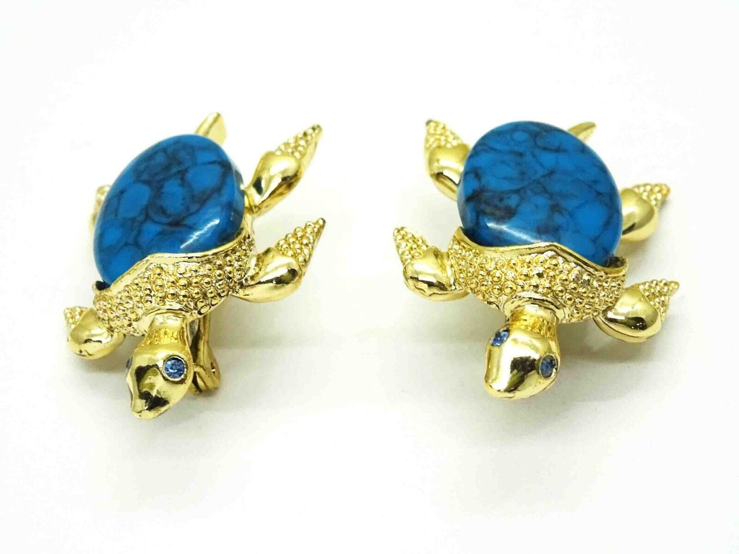 Gerry's Designer Costume Faux Turquoise Gold Tone Turtle Pin 2pc Set