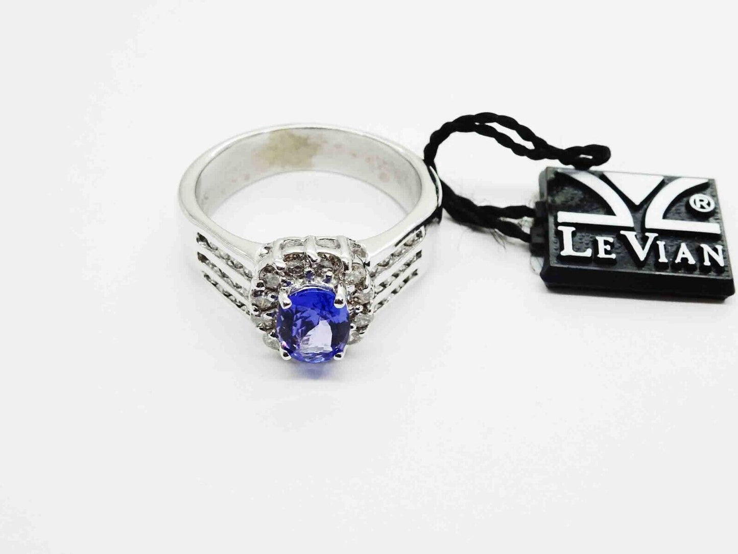 LeVian 2.00ct tw Oval Tanzanite & Diamond Ring 18k White Gold Size 9.75