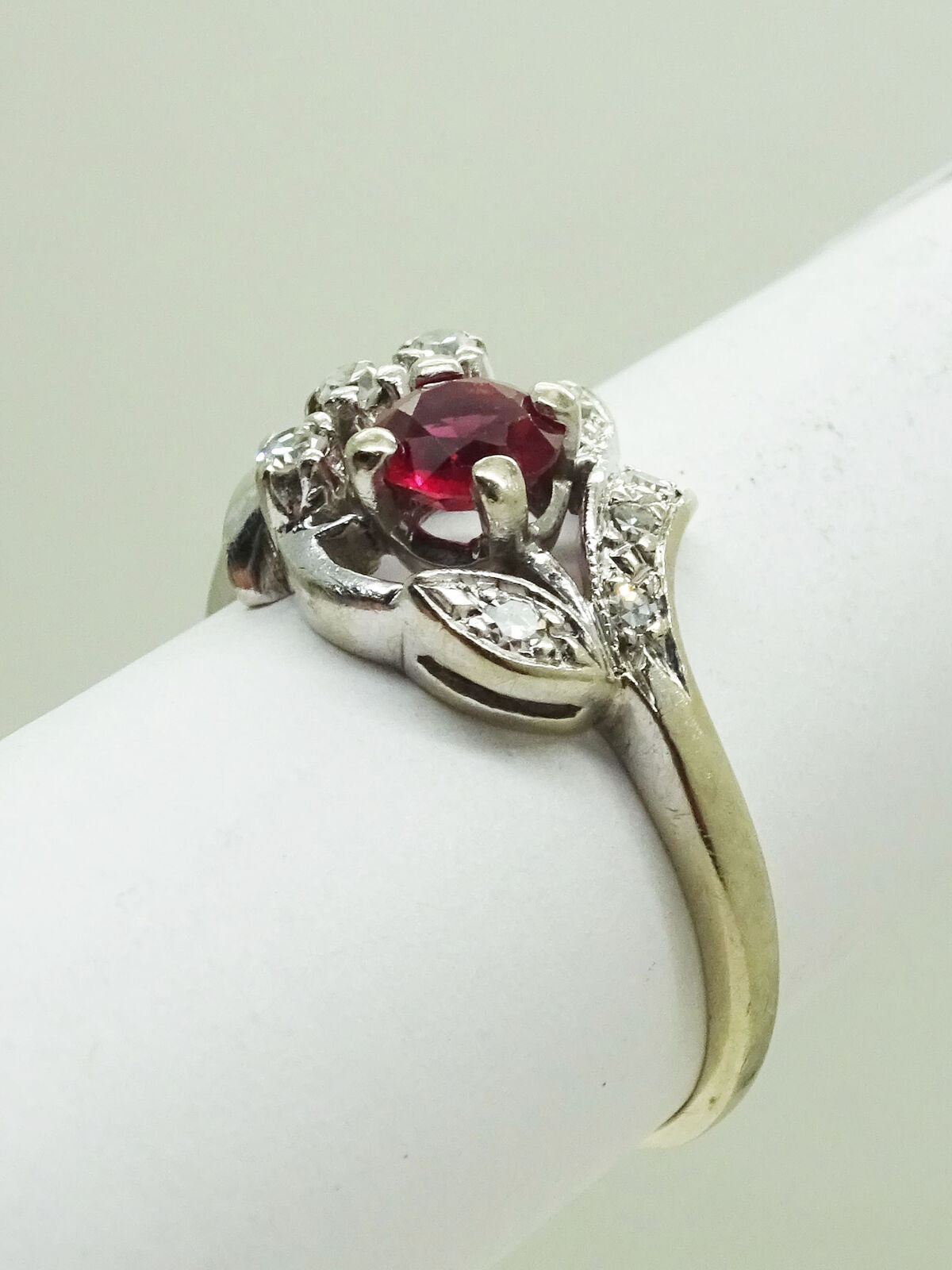 0.95ct tw Heated Natural Ruby & Diamond Leaf Ring 14k White Gold Size 7.5