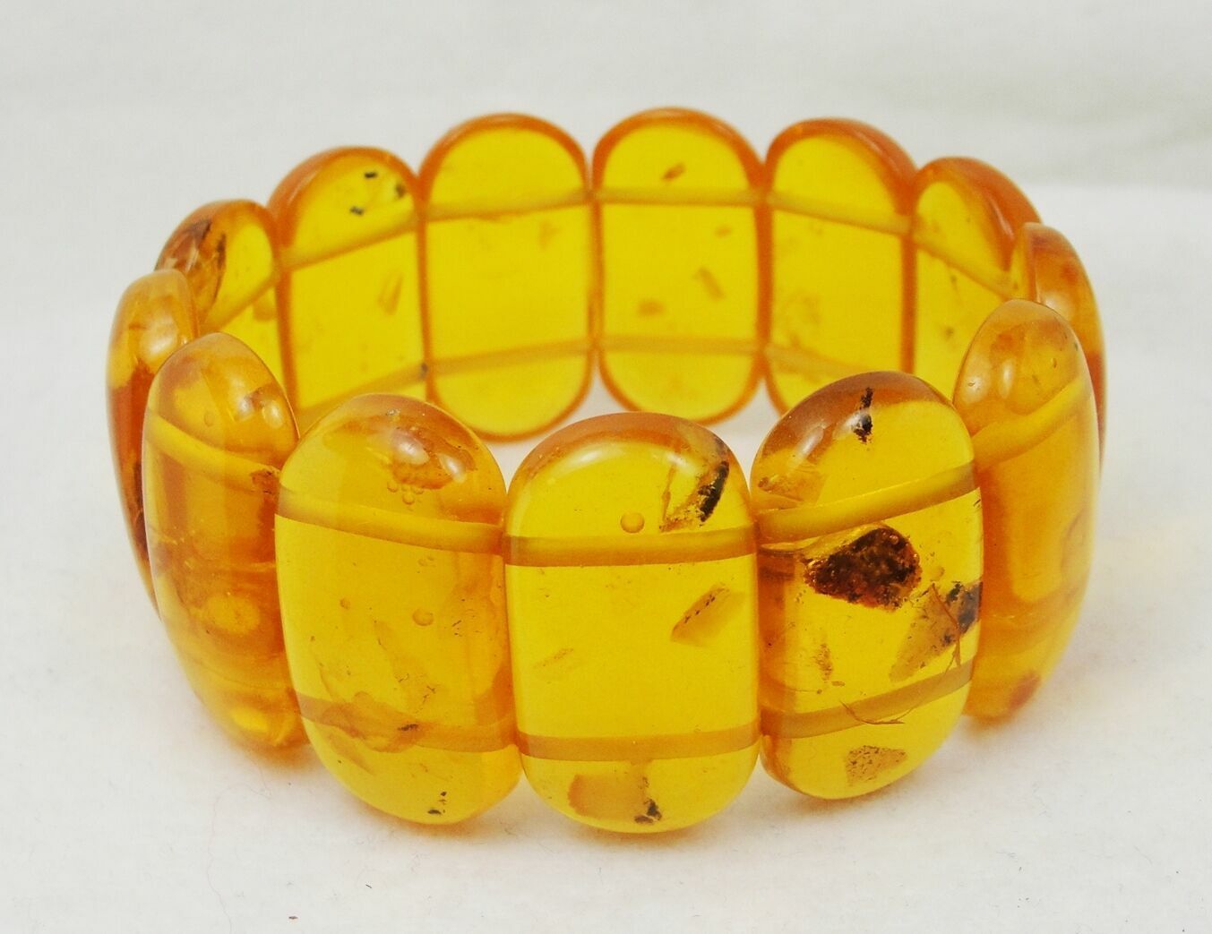 Estate Handcrafted Honey Baltic Amber Round Link Stretch Bracelet