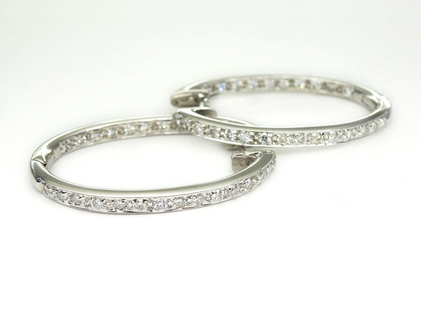 1.50ct tw Earth Mined Diamond Inside Out Oval Hoop Earrings 14k White Gold