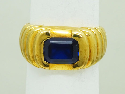 1ct Natural Em-Cut Sapphire Shrimp-Style Ridged Ring 18k Yellow Gold