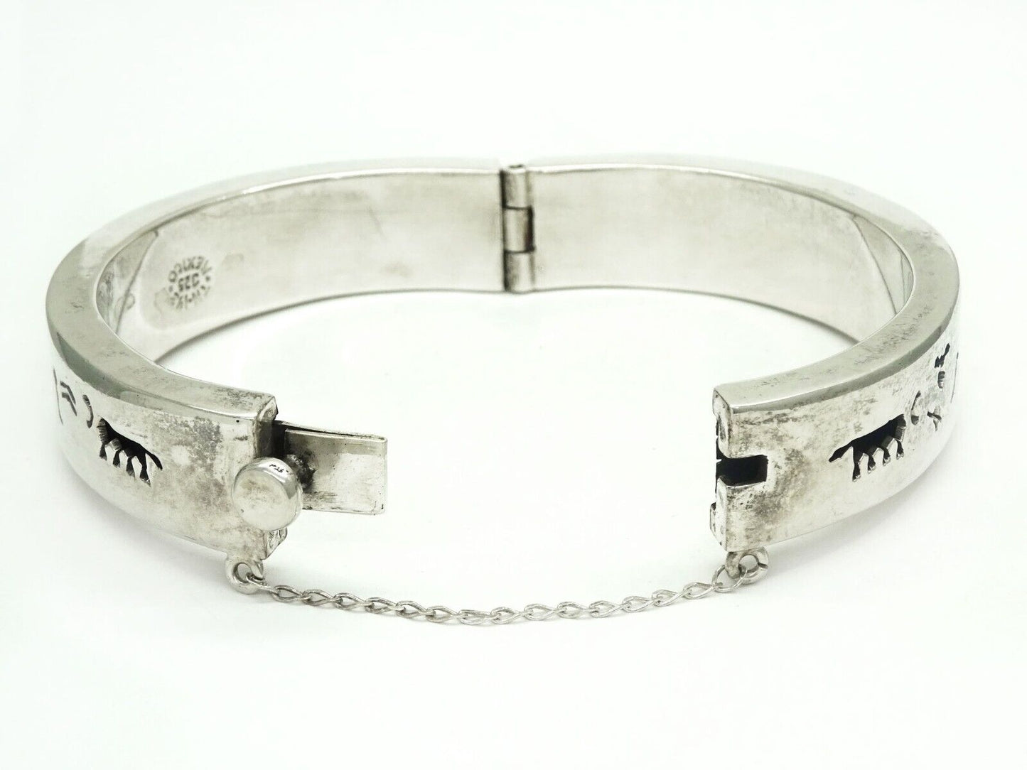 Mexico TM-143 Storyteller Hinged Bangle Bracelet Sterling Silver