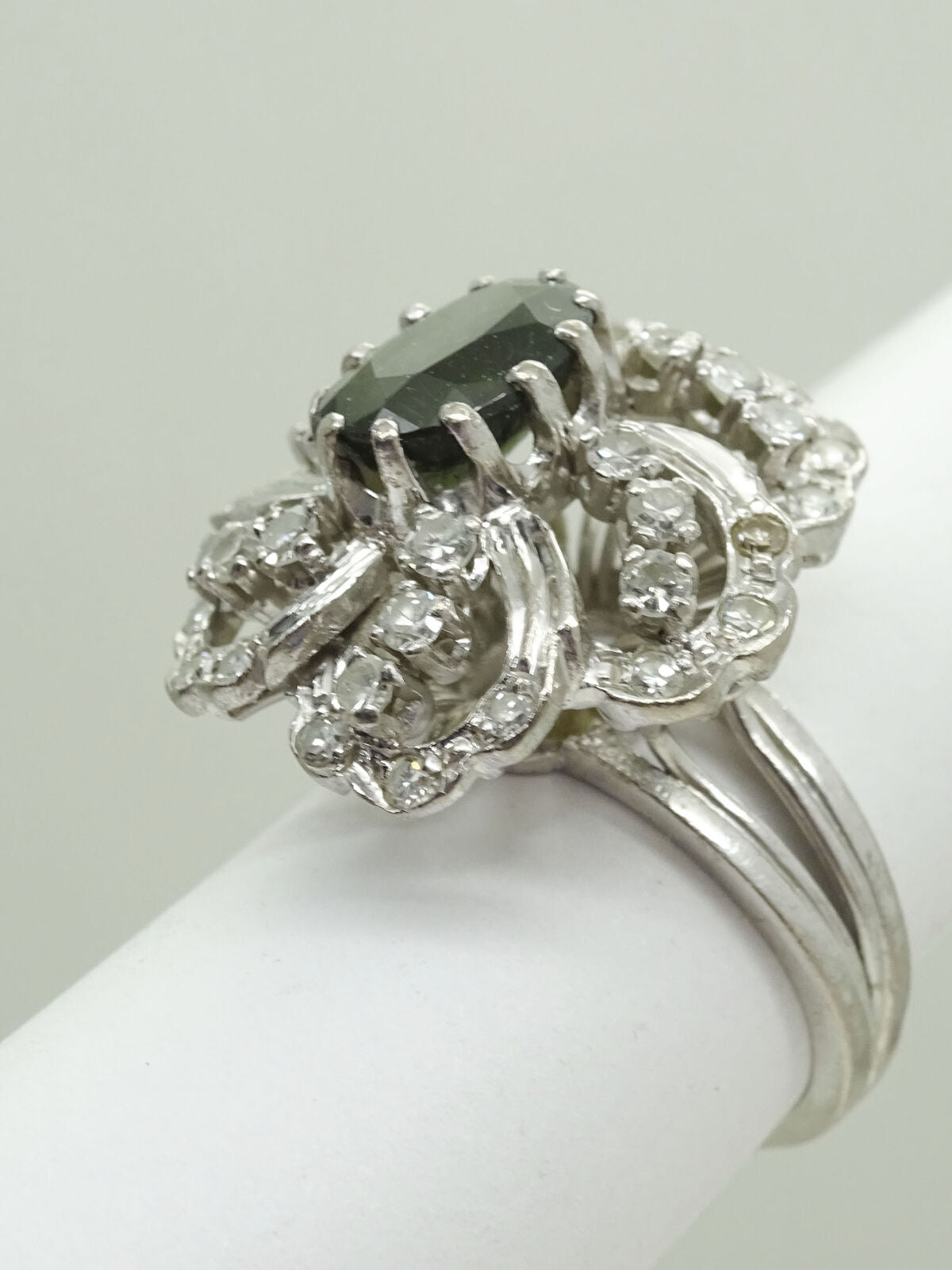 Natural Oval Green Sapphire & Diamond Ballerina Ring 14k White Gold Size 5.5